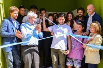 Andreotti inaugur� la renovaci�n de la Primaria N� 7 y Secundaria N� 16