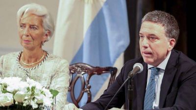 El FMI pronostic� 30,5% de inflaci�n y 9,9% de desempleo para Argentina en 2019