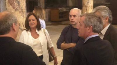 Monz� ya se suma a la campa�a de Larreta para 2023