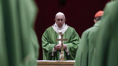 El Papa sac� de Nicaragua al obispo m�s cr�tico del presidente Daniel Ortega