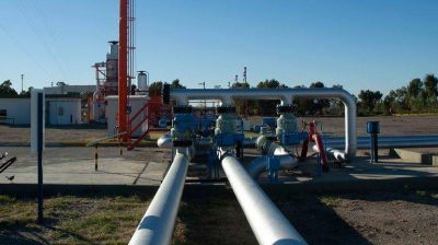Fabricante y distribuidora de combustibles compra estaci�n de bombeo de Medanito en Neuqu�n