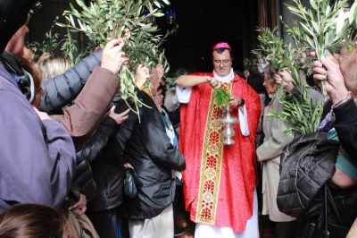 Los cat�licos se preparan para la Semana Santa