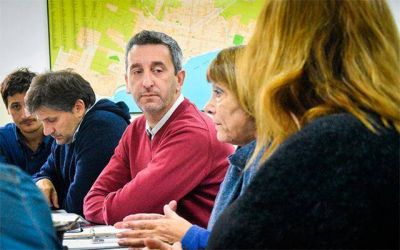 Para Dist�fano, el objeto del gobierno local es �mejorar la calidad educativa y la infraestructura de los establecimientos�