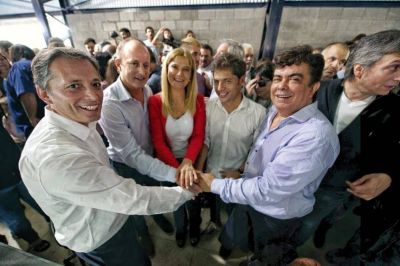 Con varios candidatos en la cancha, el peronismo bonaerense se mostr� unido en Avellaneda