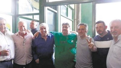 En busca de un paro de todos