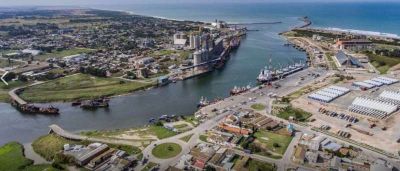 Llega la primera draga para la profundizaci�n de Puerto Quequ�n