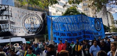 Walter Correa: �Vamos a seguir peleando contra este gobierno de oligarcas�