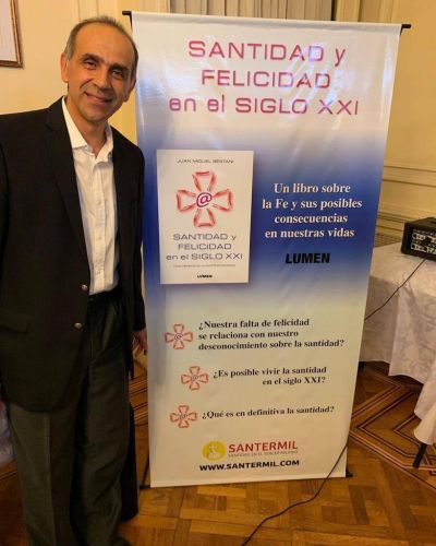 Presentaron un libro sobre la Santidad y Felicidad en el siglo XXI
