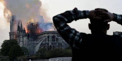 Las tres reliquias de Cristo que estaban en Notre Dame est�n a salvo