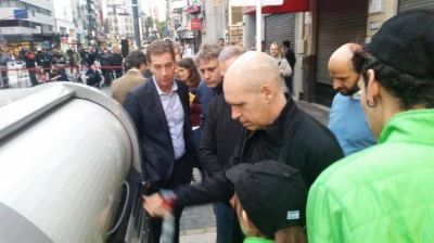 �Estos contenedores son un ataque al trabajo de los miles de cartoneros�