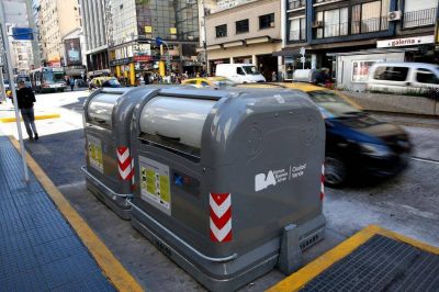 Pol�mica por los contenedores que se abren con tarjeta magn�tica sobre Corrientes
