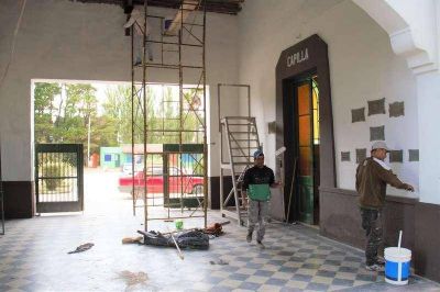 Realizan trabajos de alba�iler�a y embellecimiento de sectores en el Cementerio