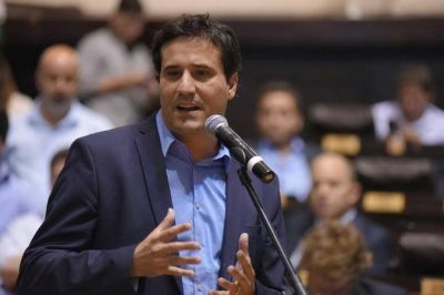 Abad resalt� �la predisposici�n al di�logo y el sentido de responsabilidad� de Vidal