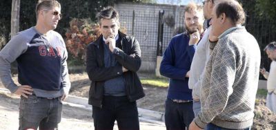 Avanza el cord�n cuneta en la 77: �Este sector este ven�a postergado hace m�s de diez a�os�, dijo L�pez