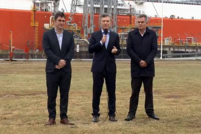 Despu�s de una d�cada, la Argentina vuelve a exportar petr�leo regularmente