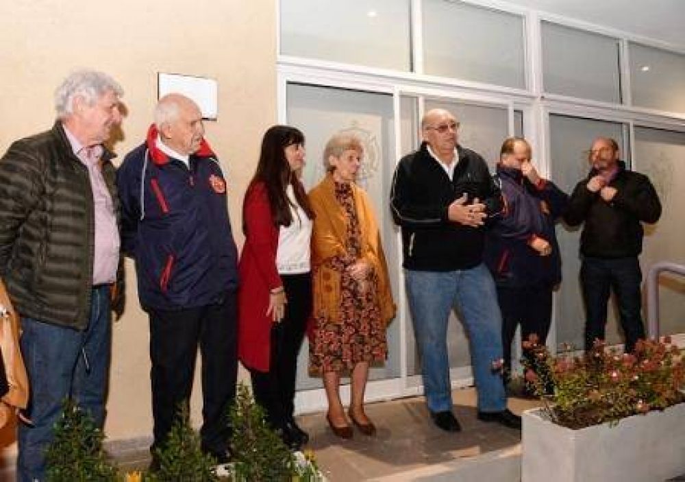 Andreotti inaugur el nuevo SUM de los Bomberos Voluntarios y entreg un nuevo apoyo econmico