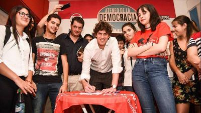 Lousteau rechaza a Macri y consolida acercamiento con la UCR