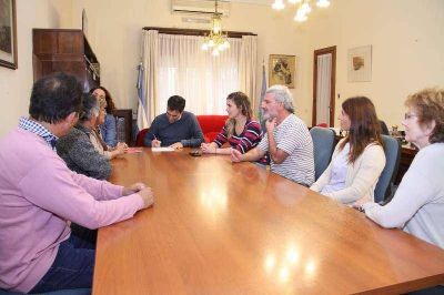 El intendente firm� convenios para que se desarrolle el Programa Barrio Cultura 