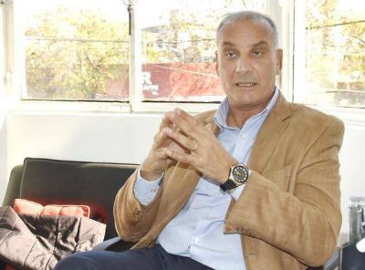 Gustavo Blanco: �La decisi�n de seguir adelante con los proyectos ha primado sobre las grietas�