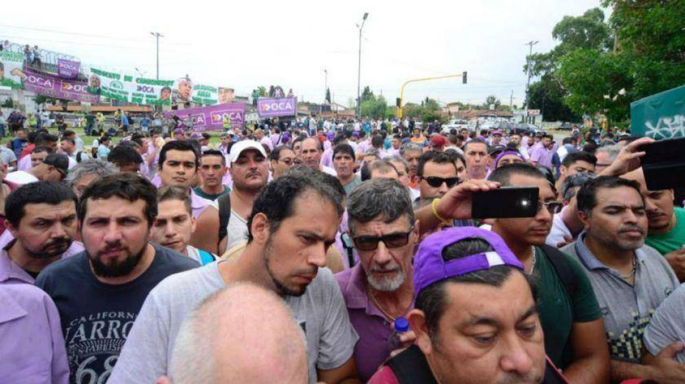 Camioneros y el Gobierno administrarn OCA de manera conjunta