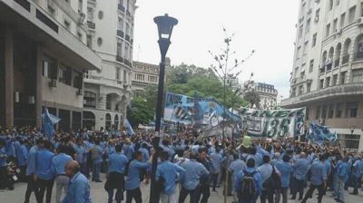 El paro gana volumen y suma a una porci�n de la UTA que se rebel� contra Roberto Fern�ndez