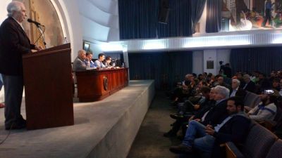 Encuentro en la CGT: 70 A�os del Congreso de Filosof�a de Mendoza donde el peronismo realz� su base doctrinaria
