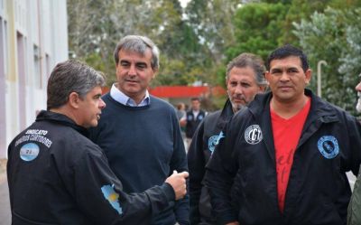 De recorrida por el interior bonaerense, Dura�ona mantuvo reuniones con dirigentes gremiales y sindicales
