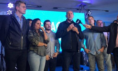 Perotti proclam� la victoria peronista y ya pidi� los votos de Bielsa