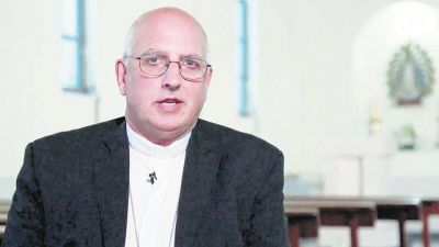 Los dos demonios del obispo castrense