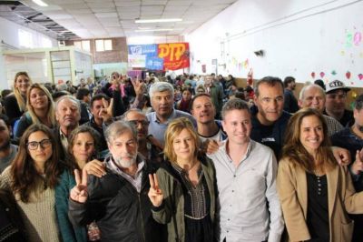Otra muestra de unidad del PJ con piqueteros, y ahora prometen volver para terminar con 170 asentamientos que empezaron a surgir en los 90