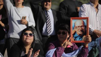 Argentina; beatos Angelelli y compa�eros, �m�rtires del Concilio�