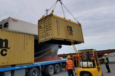 Tizado alentó el desarrollo del movimiento de cargas por contenedores