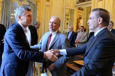Bloquear una primaria amplia del PJ y seducir a los mercados, los objetivos de la �negociaci�n de los 10 puntos�