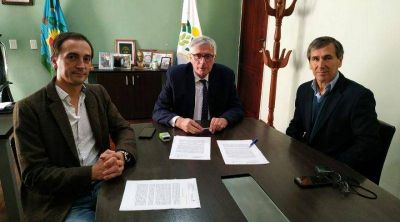 Lezama y General Belgrano firmaron convenio para derivaci�n de pacientes