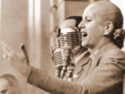 Acto y placa conmemorativa por los 100 a�os de Mar�a Eva Duarte de Per�n
