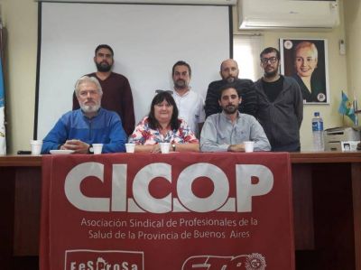 El silencio no es salud: m�dicos denuncian que el intendente no los atiende