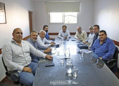 Espinoza se reuni� con miembros de las 62 organizaciones peronistas de La Matanza