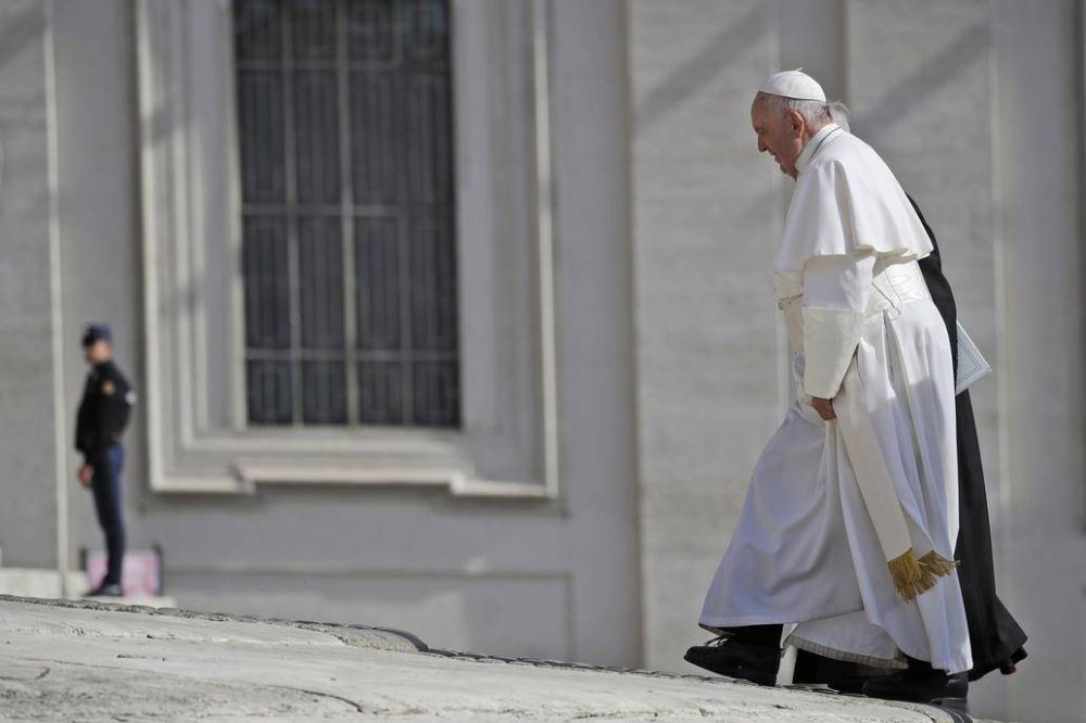 El Papa establece nuevas normas para denunciar acosos, abusos y encubrimientos