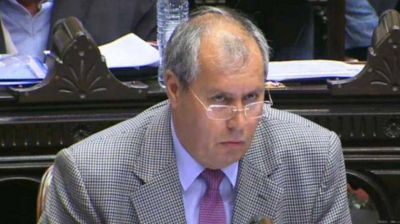 Balearon al diputado H�ctor Olivares: est� herido y muri� uno de sus acompa�antes