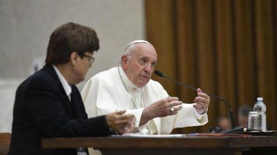 Papa a superioras religiosas: No hay Pascua sin misi�n