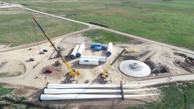 Energ�a segura y renovable: as� se construye el parque e�lico �Vientos de Miramar�
