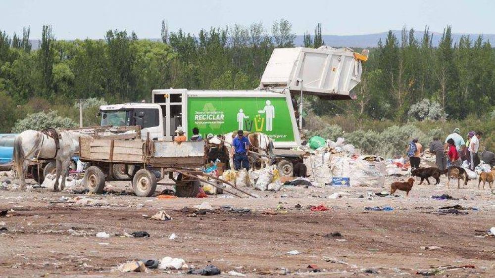 El reciclado de basura no avanza por la falta de clasificacin de los vecinos cipoleos