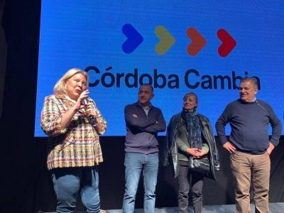 Tras la derrota en Córdoba, un grupo de radicales se reunirá con Roberto Lavagna en la previa de la Convención
