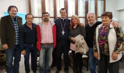 Sectores pol�ticos y gremiales se reunieron con el Obispo por la crisis social de Mar del Plata