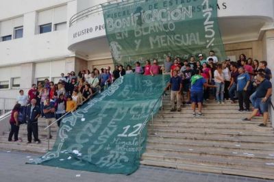 En el Registro de las Personas denuncian 