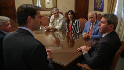 A pesar de la ca�da de la demanda de combustibles, Ra�zen conf�a en el crecimiento del sector
