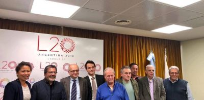 Tras reunirse otra vez con el FMI, este martes la CGT define si va al paro contra el Gobierno