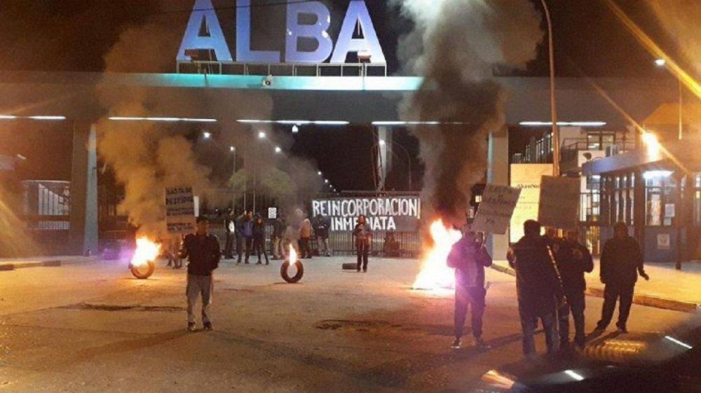 Alba despidi a 30 trabajadores: denuncian que quiere precarizar al resto de sus empleados