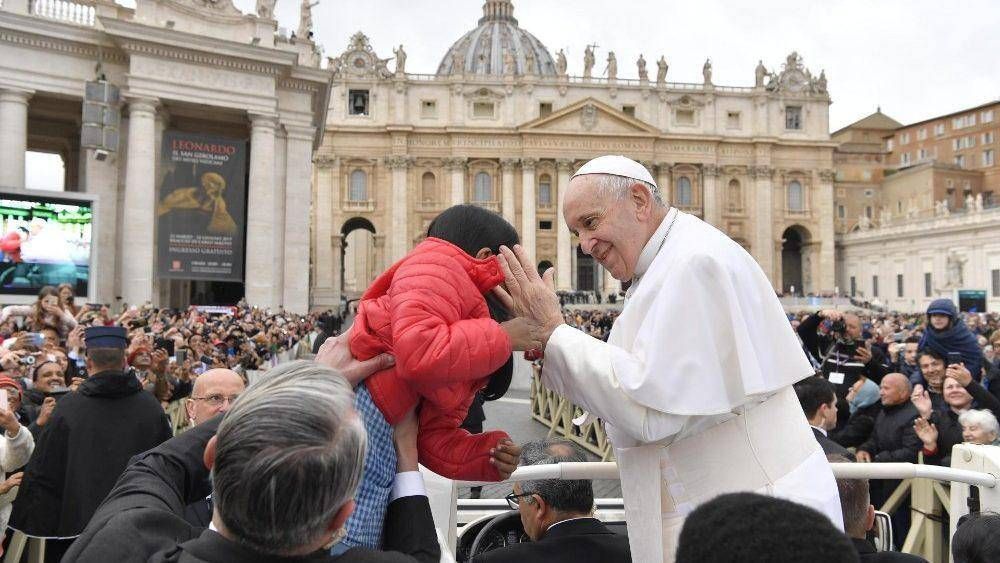 Catequesis del Papa: Jess nos ha liberado del mal, luchando por convertirlo