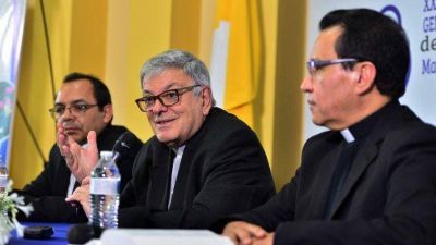 Papa a Obispos CELAM: les anima responder a los retos del continente